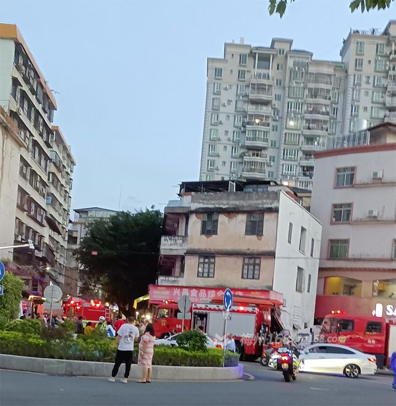 兴宁团结路有事发生！多辆消防车在现场…