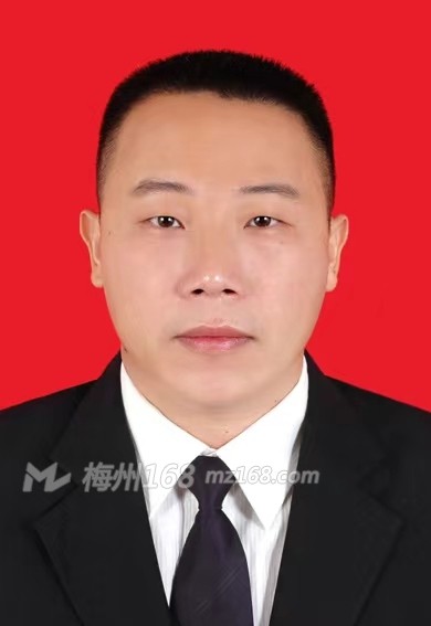 興寧何龍興任副局長